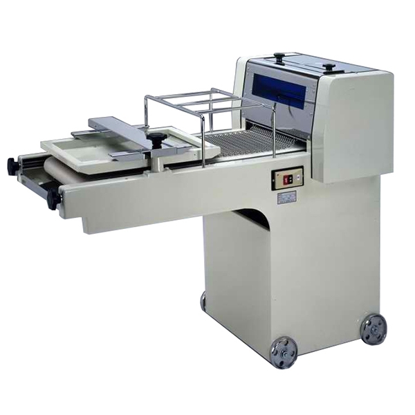 Toast Dough Moulder